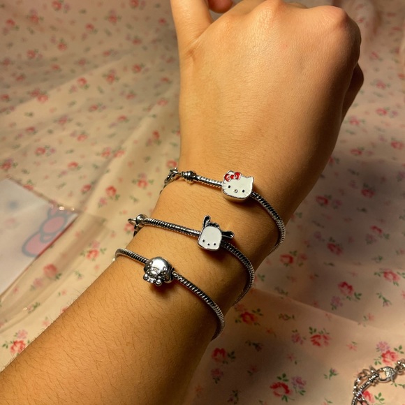 HelloKitty Sterling Silver Sanrio Bundle of 3 bracelets - Picture 3 of 6